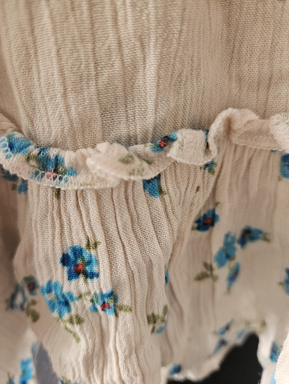 Bila Floral Paisley Boho Sleeveless Ruffle Blouse - Picture 8 of 11